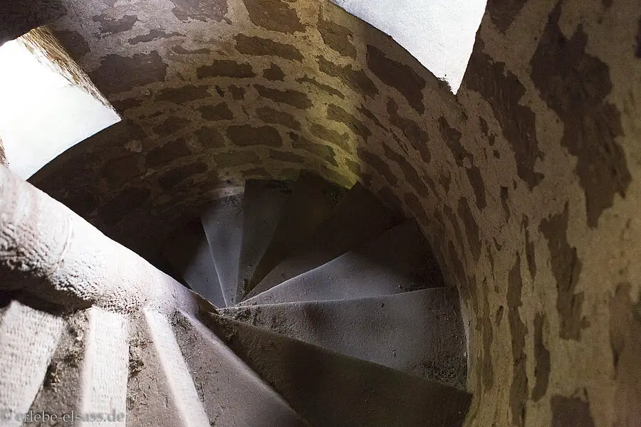 Wendeltreppe im Brotschbergturm