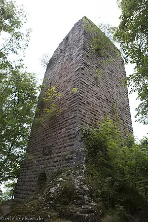 Bergfried vom Château du Nideck