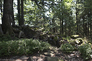 Durchgang durch die Ruine Petit Ringelstein